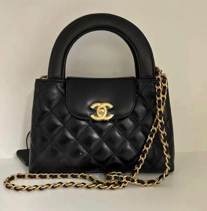 【凝縮された可愛さ♪】CHANEL ミニ ショッピング バッグ